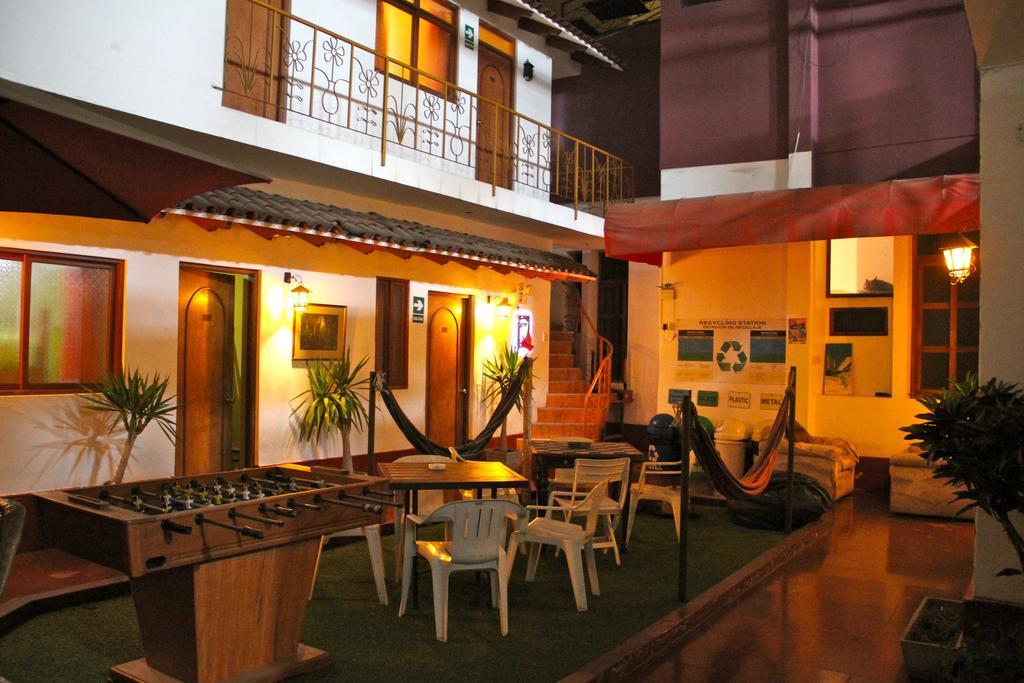 The House Project Backpackers Lima Værelse billede